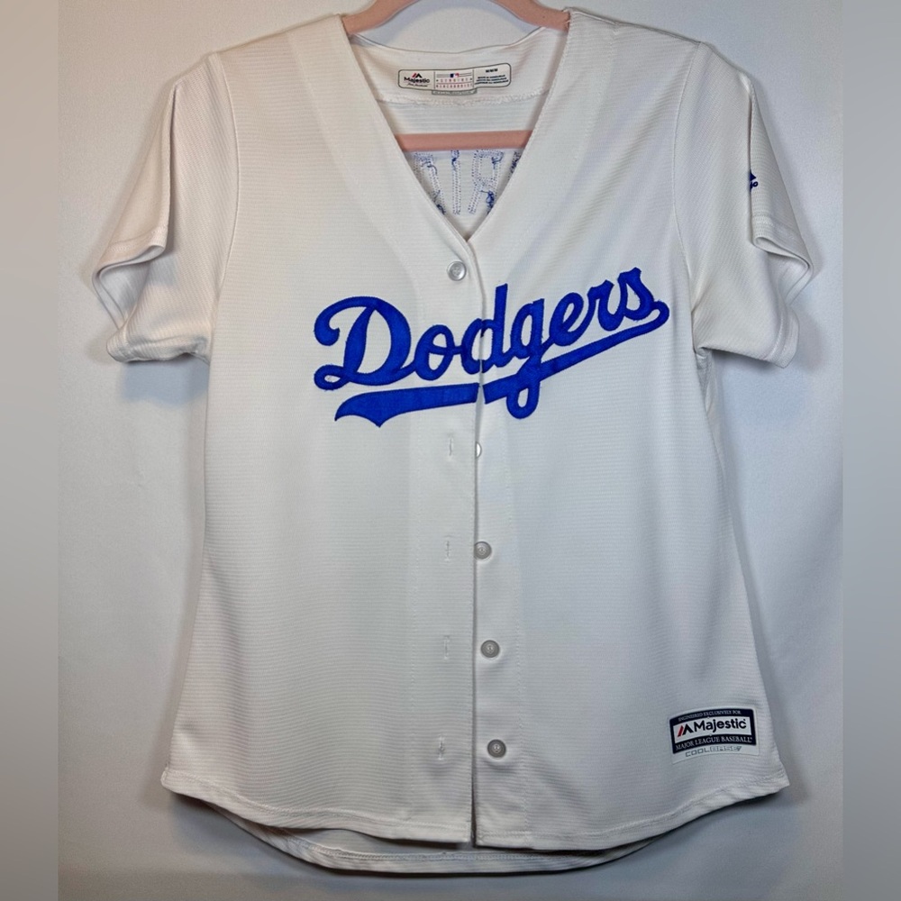 Los Angeles Dodgers Urias #7 Jersey Women’s Medium Majestic Official MLB
